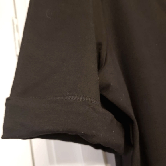 ⭐️WHITE HOUSE BLACK MARKET LADIES TEE in BLACK - Picture 6 of 10